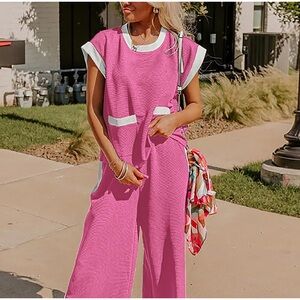 NWOT 2 piece Pink and white lounge set, w/front shirt & pants pockets, Size 2XL